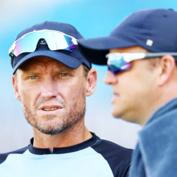 De Bruyn resigns as Eagles head coach 