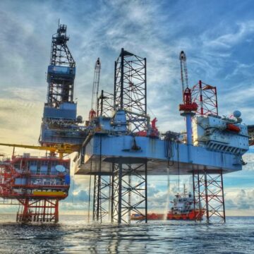 Oil NNN goes for oil jugular … wants production in record time