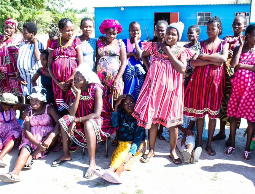 Blankets Meekulu Pohamba a yambidida ovakainhu veli momateelelo