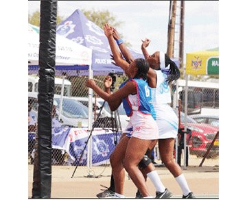 Royal Flames win dramatic Cosana finale