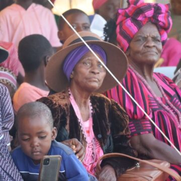 pansion Oshikwiila shaakulupe otashi gwedhelwa omumvo tagu ya