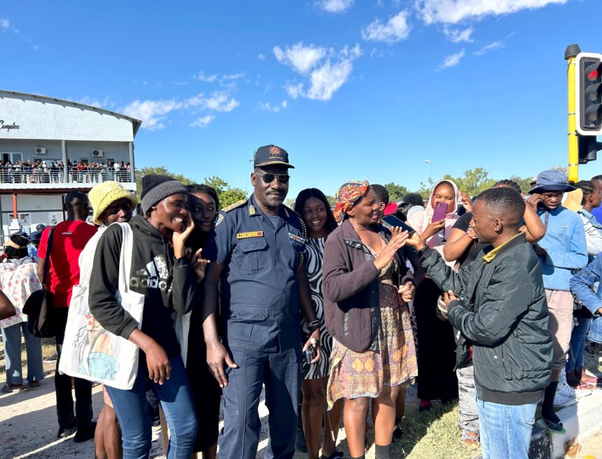 Aashana ya nyanyudhwa kaapolis aape 