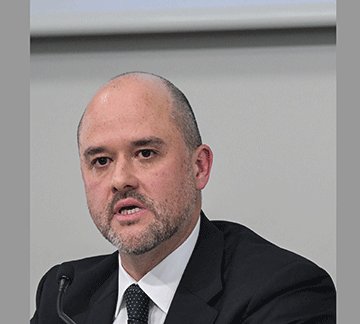 Nissan to cut 20 000jobs after US$4.5 bn loss