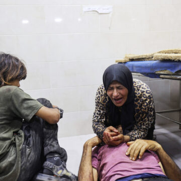 Israel kills 21 more waiting for aid