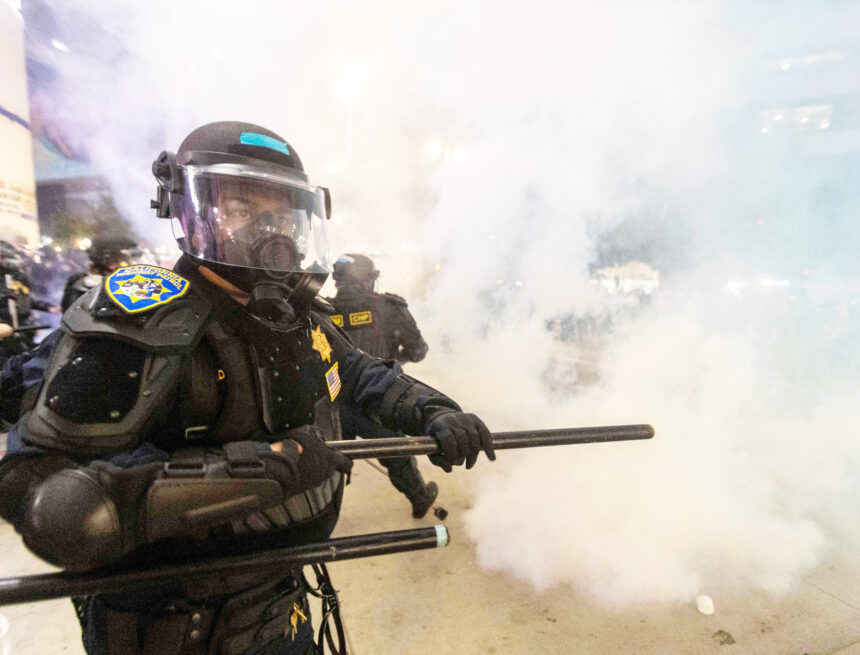 US agents, protesters clash again in Los Angeles over immigration raids Trump deploys Marines as LA tensions rise