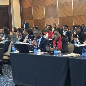 Officials Govt officials complete training in China