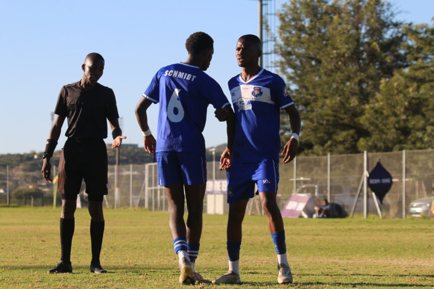 Personality of the week – Schmidt urges young footballers to grow before big moves