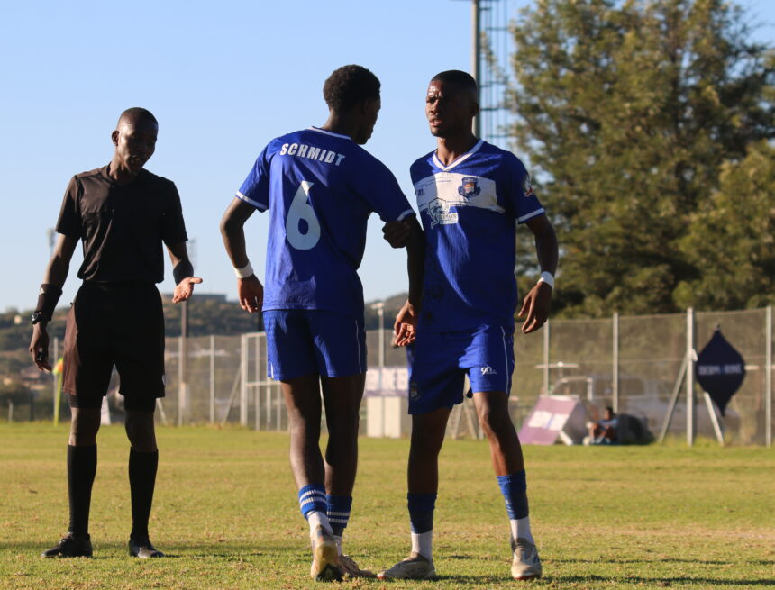 Personality of the week – Schmidt urges young footballers to grow before big moves