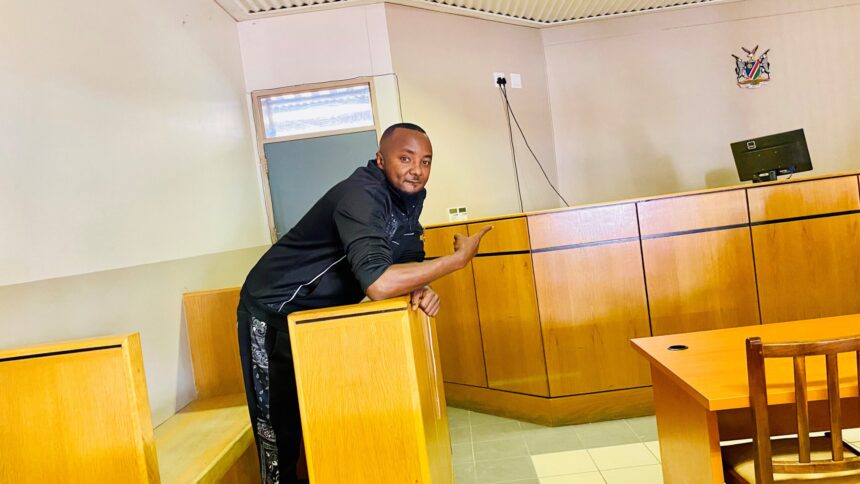 Dr. Andrew natango oku li mokalimosho