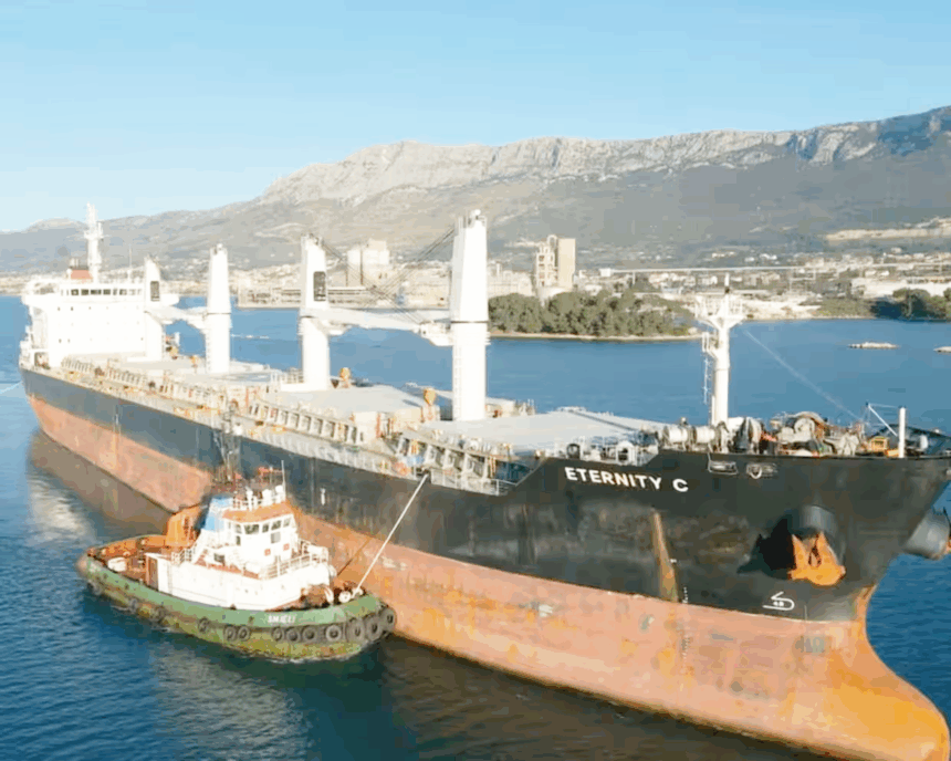 Five crew rescued from ship attacked in Red Sea