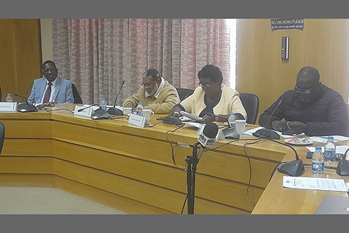 Munisipaliti gwaKeetmanshoop kavamwene udigu morwa nombapira daw okapi dina kara noumbangi 