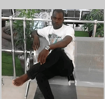 SergeAnt Nghitewapo natango kewetike  …ka pena ouyelele ngeenge oku li momwenyo ile ahawe 