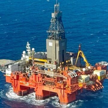 Namcor and partners commence well drilling  