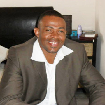 Rugby 2 Kazombiaze: Rugby needs to be decentralised