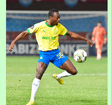 Shalulile makes history