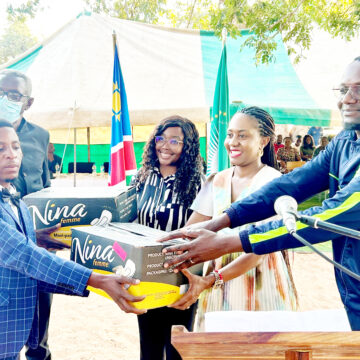 Osikola Nangolo Mbumba ya yi oongulu 