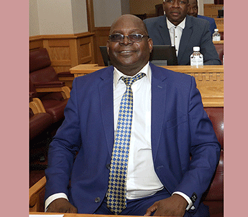 Battle-royal_Heather-Erdmann BCP condemns unlawful headman appointments