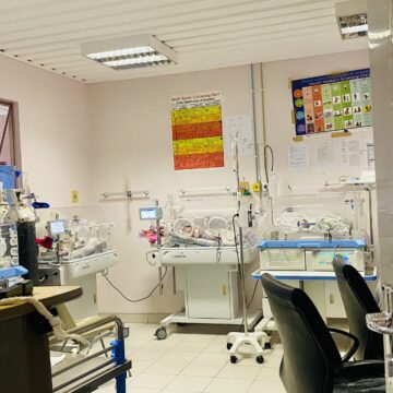 Engela neonatal Onduda yokupungulila ya ningwa osaala younona voupelema