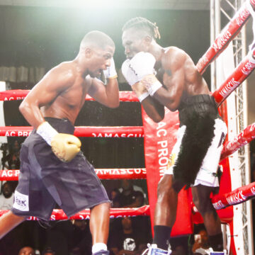 Flame 4 jpg Nangolo retains WBO Africa title …beats Bagwasi in mega showdown