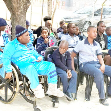 !Âubasens ge hâ Eenhanas di !nubusina ūhâ ǁkhā­khāsenaon !gao