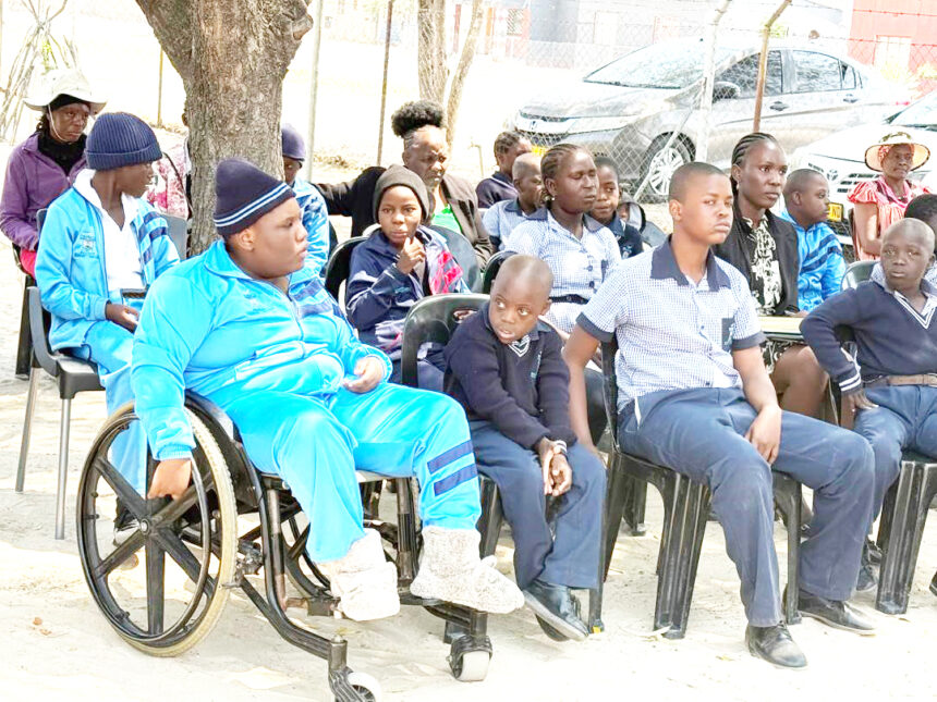 !Âubasens ge hâ Eenhanas di !nubusina ūhâ ǁkhā­khāsenaon !gao