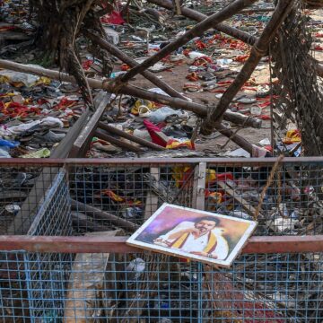 Massive crowd, chaos preceded deadly India rally stampede