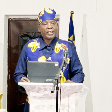 Sankwasa Sankwasa cautions chiefs on land deals