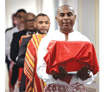 France returns Madagascar’s beheaded king’s skull