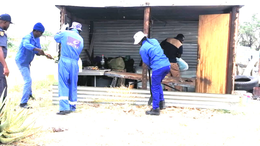 formalisation.. Omahala 200 galongekindhwa mEhenye Extension 1