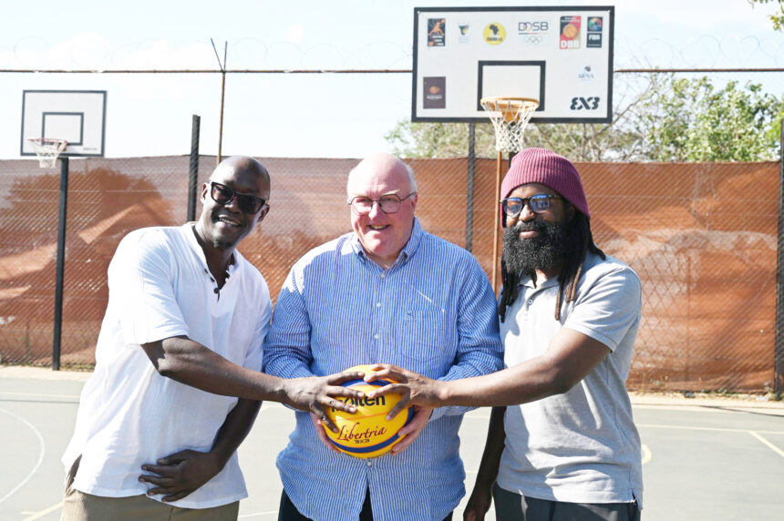 German Basketball Federation president visits BAS foundation