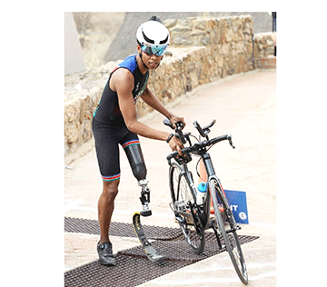 Mechanical failure ends Rooi’s race in Wollongong