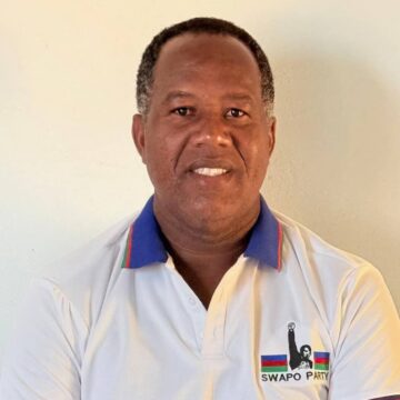 Katjiuanjo pledges development for Kalahari