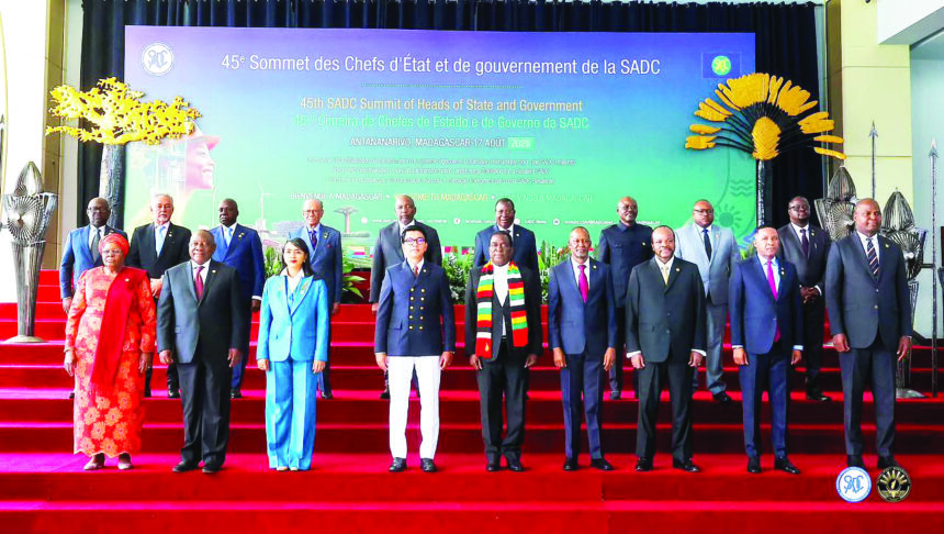 Madgascar NNN, SADC condemns coup as Madagascar falls