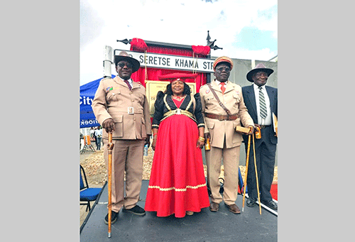 Maharero Tshekedi Khama wa pwire omurari okurukirwa kuye