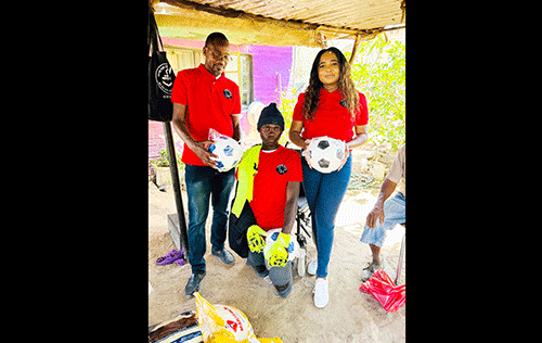 Maova donates sport equipment to Welwitschia Junior SS 