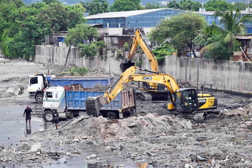 Hurricane Melissa targets Jamaica