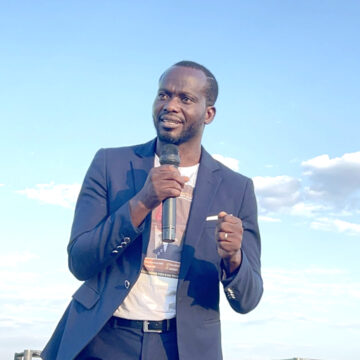 Ncuncuni independent candidate promises development