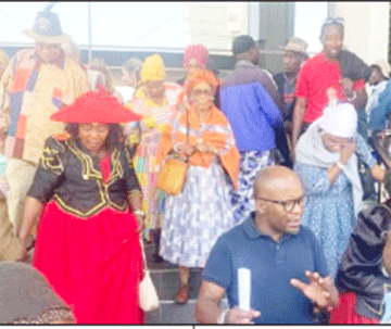 Hapo TjOtjiṱiro Otjindjandja tjerero mOamerika tjayaruka po mOnamibia?