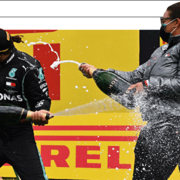 Dominant Hamilton cruises to 85th win 