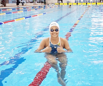 Swimmers dive into new Long Course season