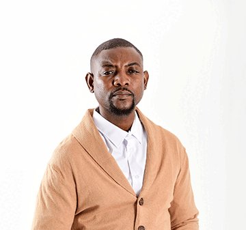 D-Naff a kwatwapo metamaneko loulingilingi