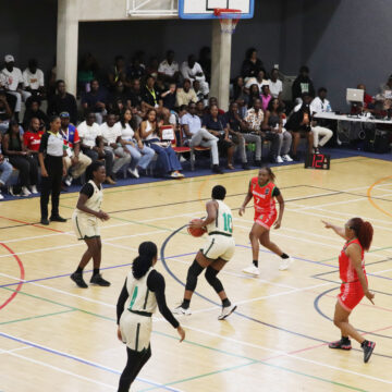 Unam Phoenix narrowly miss finals