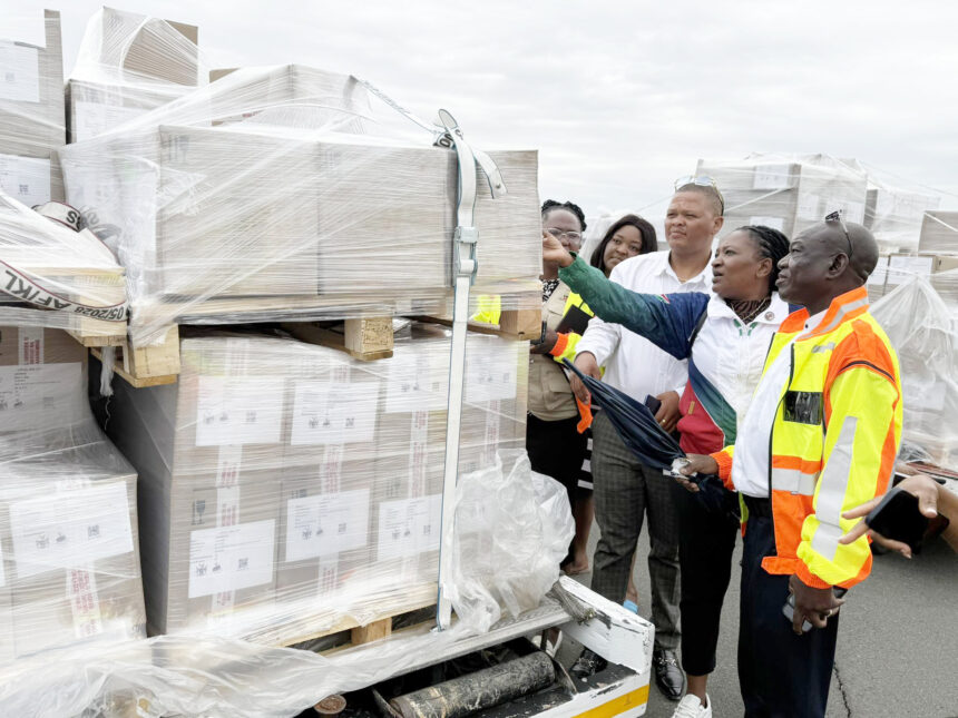 Oombaapila dhomahogololo dha thika moshilongo 