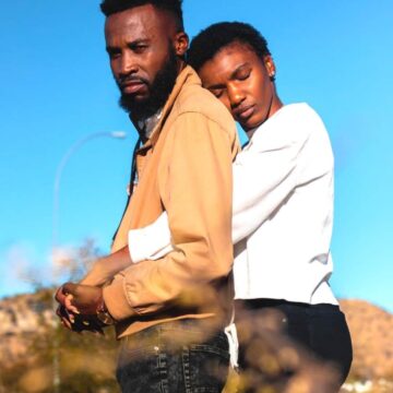 Gospel star, screenwriter to tie the knot 