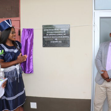 Muyaho wabakuli babali kwatasi wakwalulwa