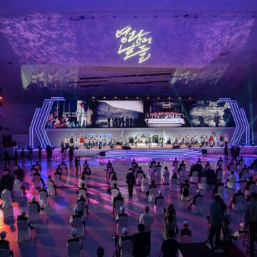 Guns and glory: Two Koreas mark armistice