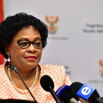 Mokonyane denies ‘sexist’ graft allegations