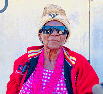 Omahoololo a kufa ohamba yaUkwanyama momutumba