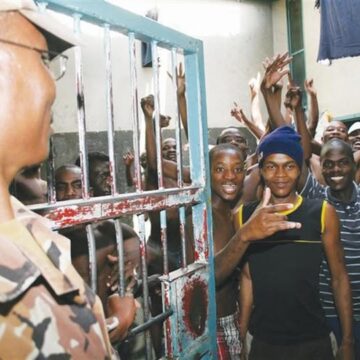 Overcroweded 2 Tava fi ofina mokakuma