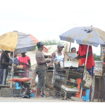 Angolan street vendors to get permits